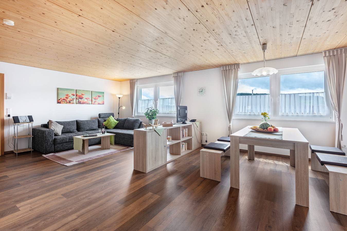 Entire apartment, Haus Hochtalblick – 5-Star Oren Apartment on the Ground Floor, Wi-Fi & Dreiwelten-Card Included in Bernau im Schwarzwald, Southern Black Forest