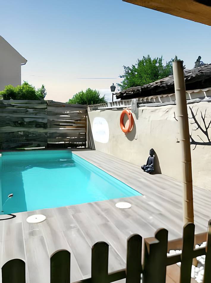Chalet para 14 personas, con piscina y jardín en Tierra de Pinares (Cuéllar) - 3
