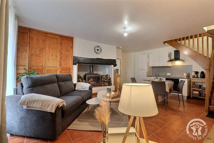 Gîte pour 3 personnes, avec Terrasse ainsi que Jardin et Vue à Montauban-de-Bretagne