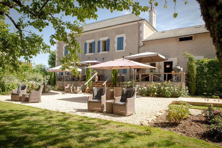 Hôtel pour 2 personnes, avec Terrasse et Jardin ainsi que Piscine et Vue