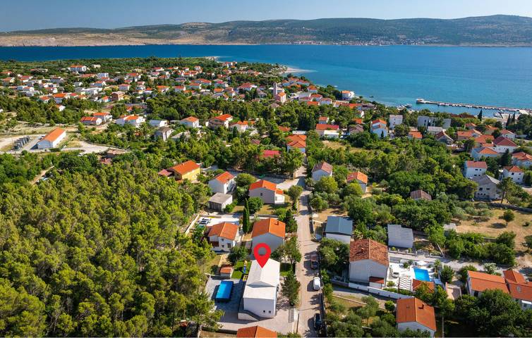 Encantador apartamento a 1,5 km de la playa: 2 dormitorios, con piscina, terraza y wifi in Starigrad, Region de Zadar