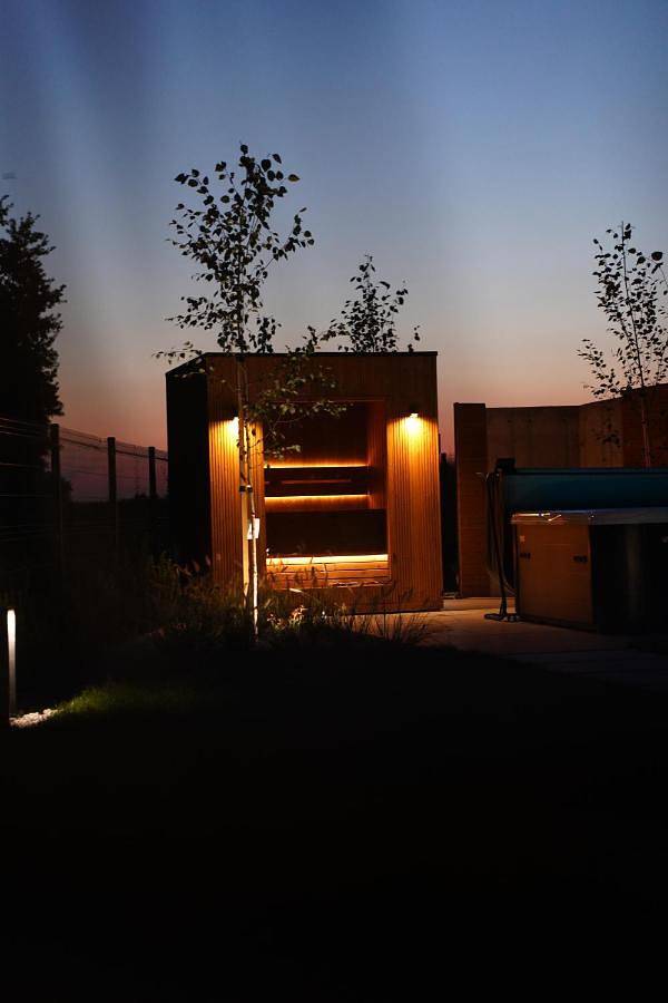 Casa de vacaciones para 4 personas, con jardín y sauna además de jacuzzi y piscina - 1