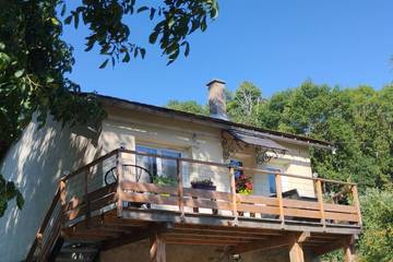 Gîte pour 7 personnes, avec terrasse et jardin, animaux acceptés à Meyrueis