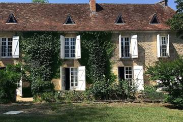 Gîte pour 12 personnes, animaux acceptés à Clermont-d'Excideuil