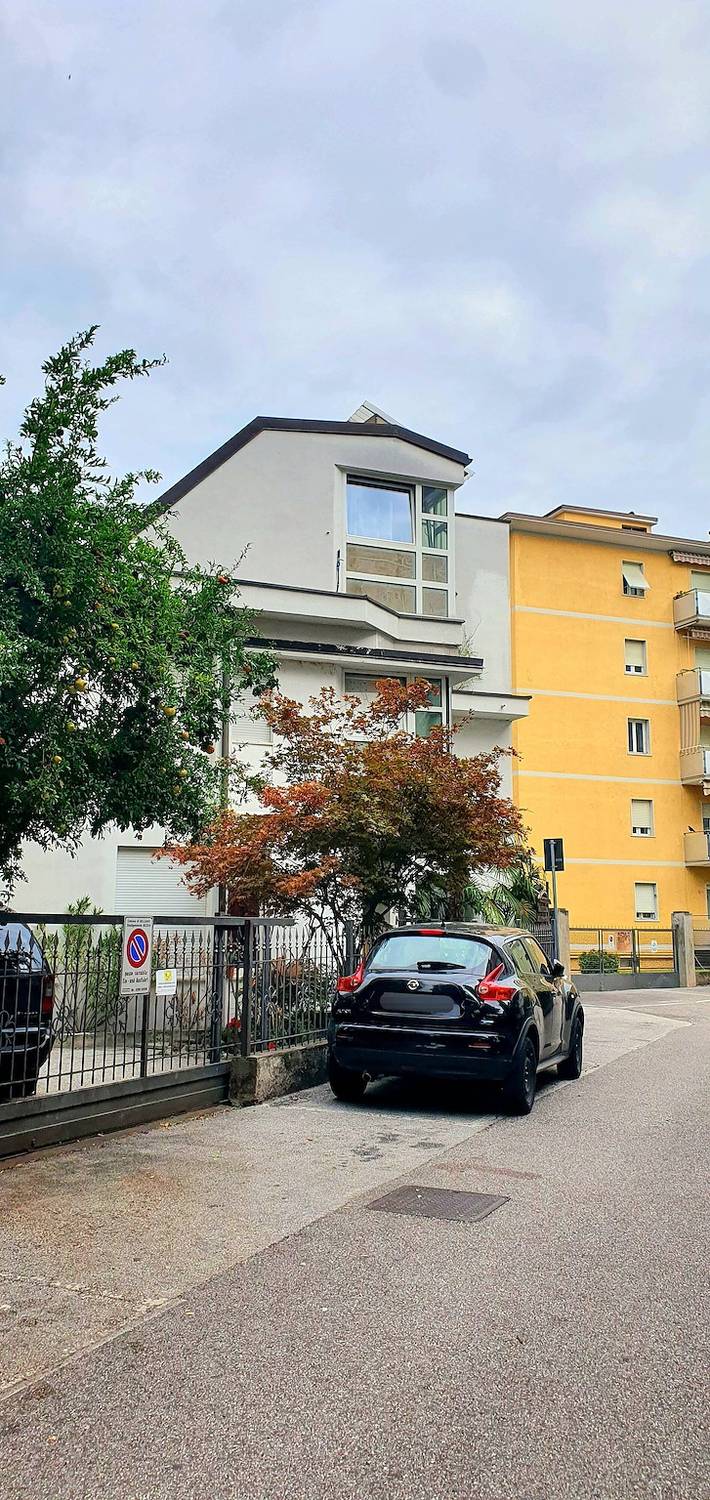 Estudio entero, Estudio 'Residence Glorenza 2' con vistas a la montaña, Wi-Fi y aire acondicionado in Don Bosco, Bolzano