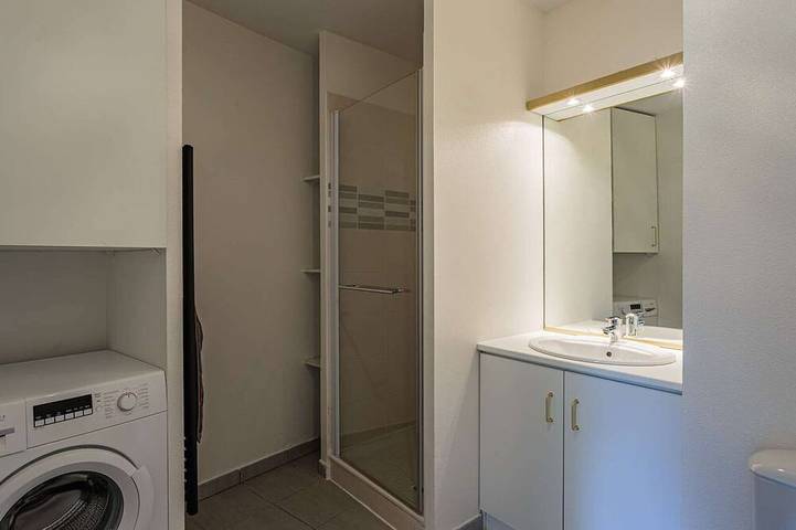Appartement entier, Appartement avec parking, 2 pers. - Proche Bayonne in Bayonne, Région de Bayonne