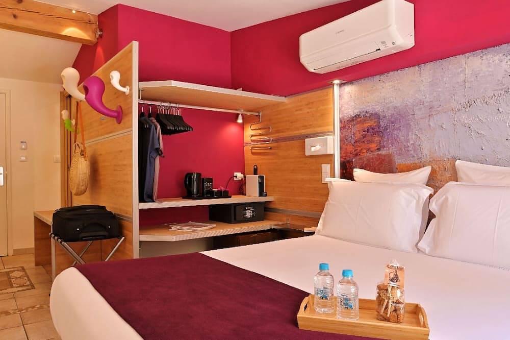 A Charming 4-Star Hotel In Haute-Corse<br>The luxury of taking the time in Calenzana, Calvi region