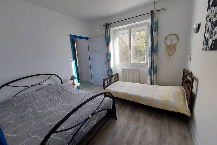 Gîte pour 5 personnes, avec jardin à Auzat - 3