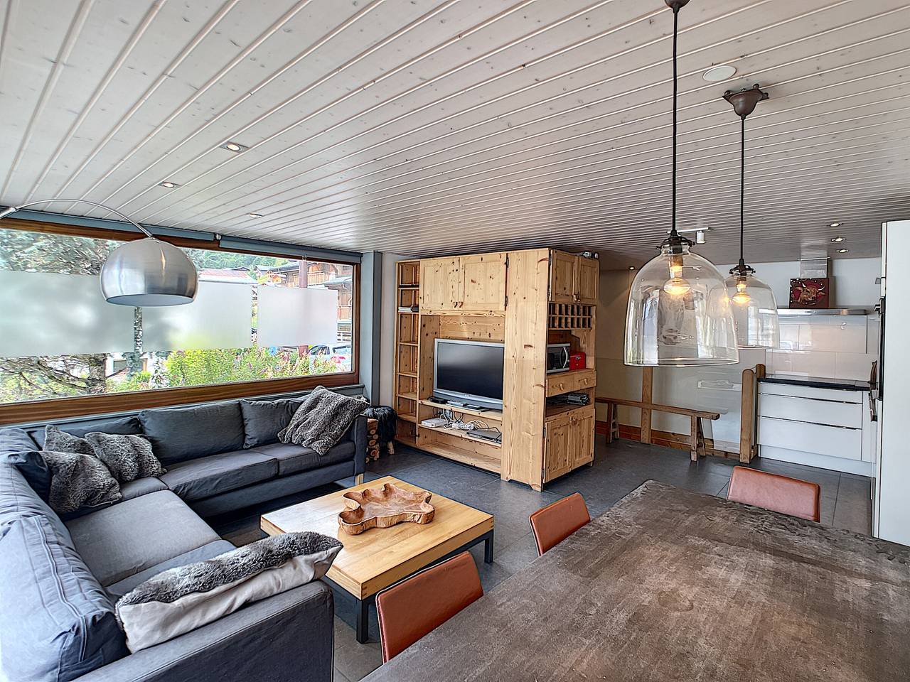 Apartamento entero, Moderno apartamento céntrico, 8 pers, con parking in Les Gets, Les Portes du Soleil