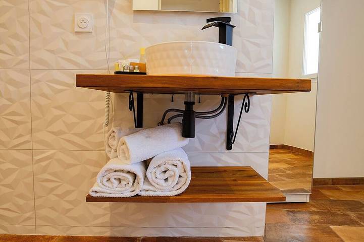 Gîte pour 2 personnes, avec sauna à Sainte-Tulle - 3