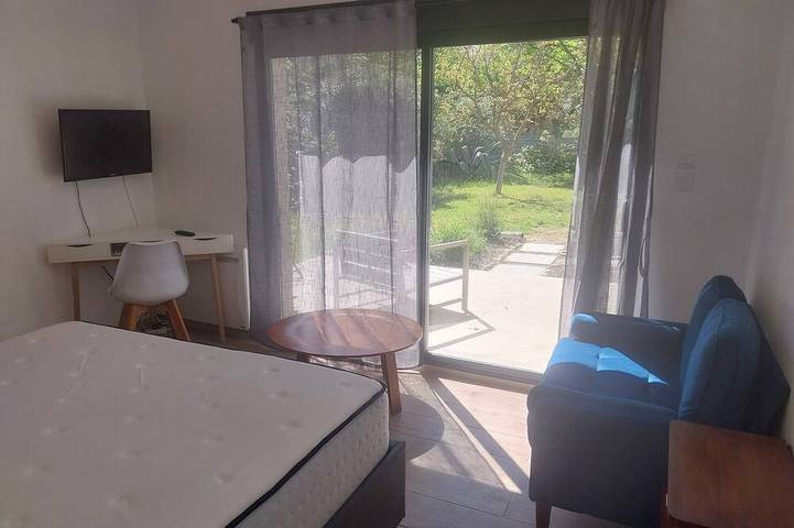 Villa with a garden, 7 km from the beaches in Elne, Mittelmeerküste (Frankreich)