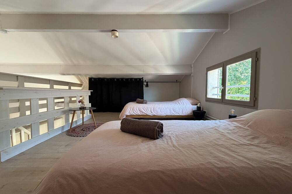 Cozy house with a hot tub in Audenge, Arcachon und Umgebung