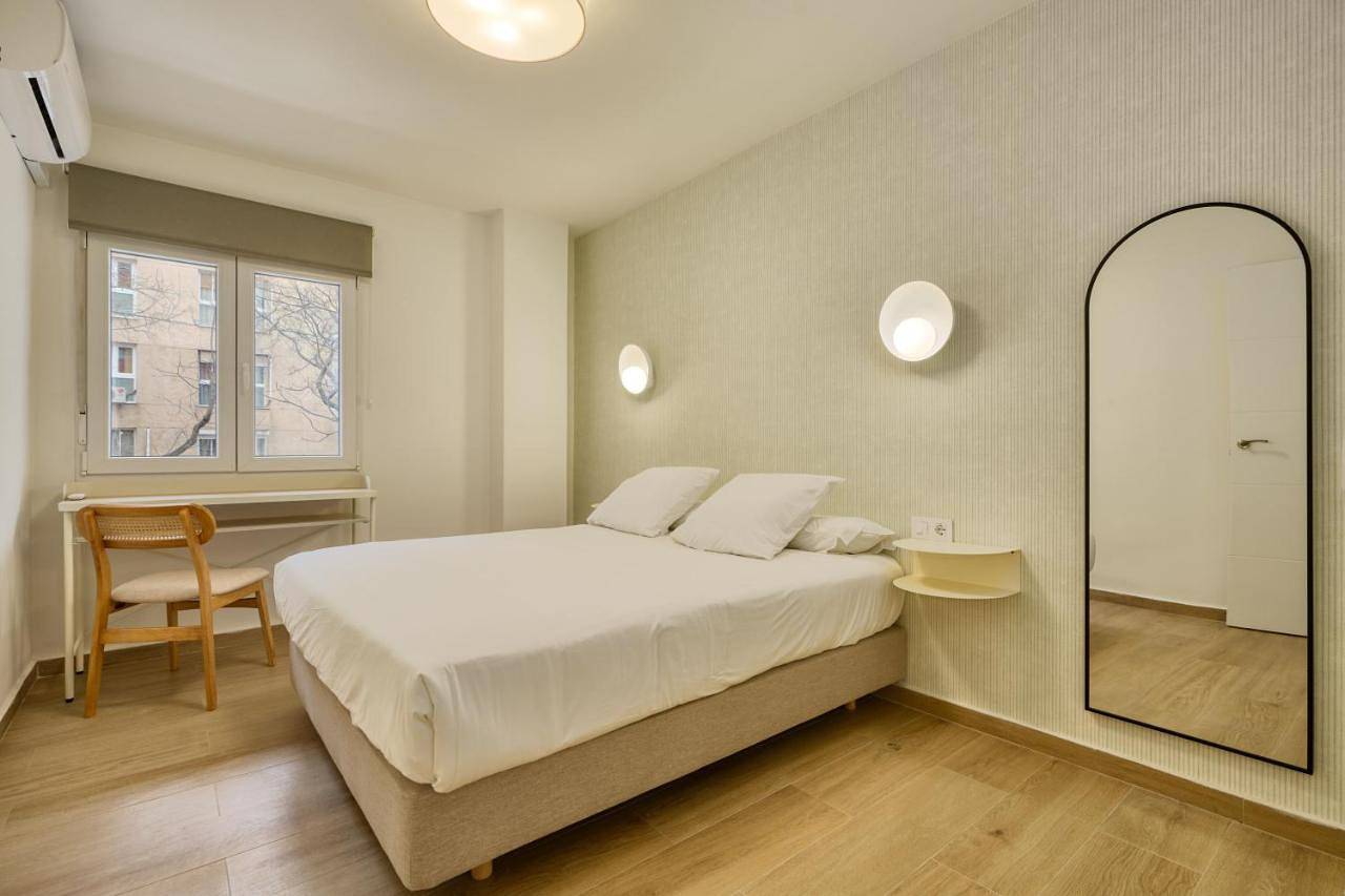 Two-Bedroom Apartment in Nervión, Sevilla