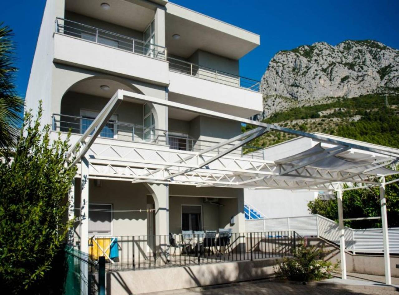 Ganze Wohnung, Ferienwohnung für 4 Personen mit Meerblick in Zaostrog, Makarska Riviera