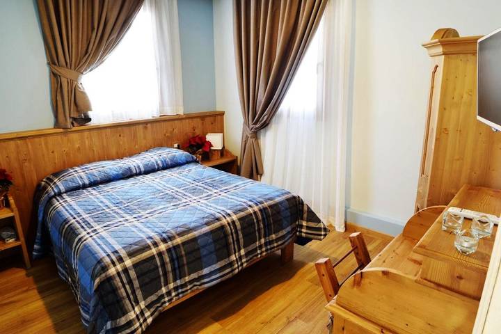 Location de vacances pour 2 personnes, avec vue et jardin, animaux acceptés à Asiago - 3