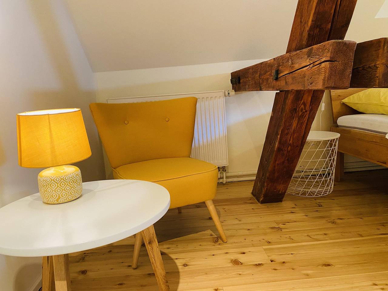 "Zimmer zum Hof" Doppelzimmer, Dusche, Wc in Stadecken-Elsheim, Landkreis Mainz-Bingen