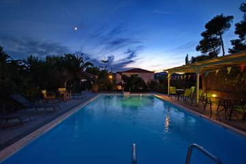 Ferienhaus für 5 Personen, mit Garten und Pool sowie Balkon, kinderfreundlich auf Alonissos