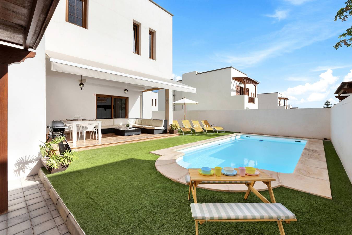 Aquavilla Private Pool in Costa Teguise, Teguise