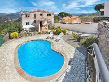 Villa for 10 Guests in Lloret de Mar, Girona Province, Picture 1