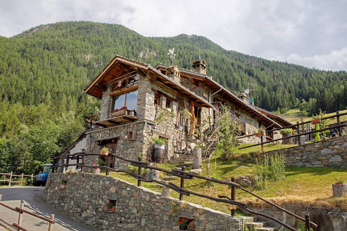 Kamer 'Capriolo' – Intieme rust en bergzicht in Comune di Charvensod, Italiaanse Alpen