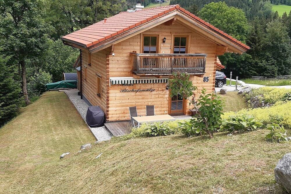 Buchen Sie Sommer Urlaub  Haus Bischofsmütze Exclucief Chiemgauer Holzblockhaus! in Annaberg-Lungötz, Tennengau