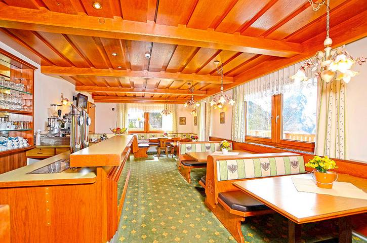 Ferienhaus für 20 Personen, mit Balkon und Terrasse sowie Sauna und Ausblick im Pitztal - 2