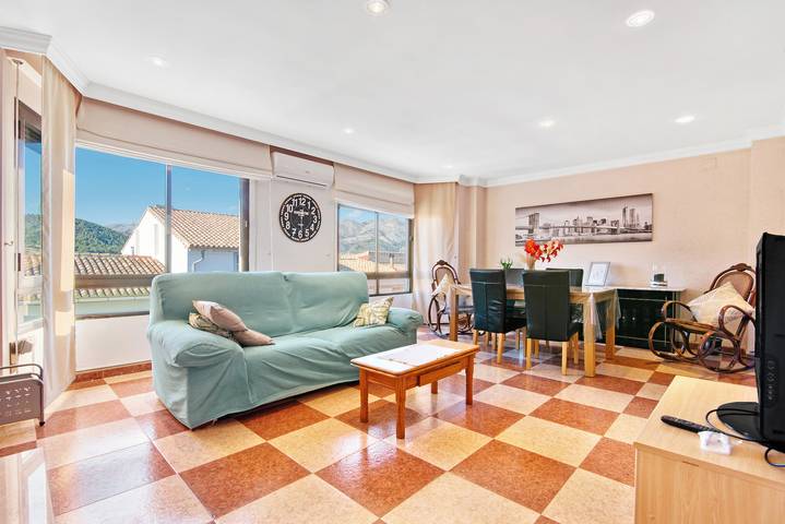 Gîte pour 6 personnes, avec balcon à Orba - 3