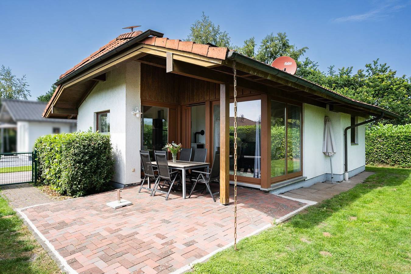 Haus Vier-Pfoten – Ferienhaus an der Nordsee mit eingezäunten Garten in Sehestedt (Jade), Jade