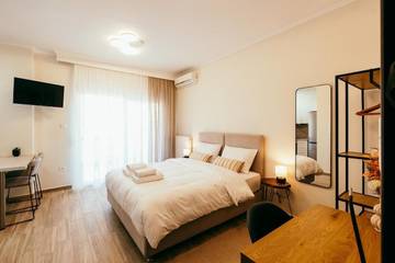 Gîte pour 2 personnes, avec vue et terrasse à Serrès