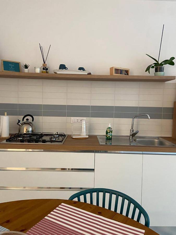 Appartamento intero, One-Bedroom Apartment in Monte di Procida, Napoli e dintorni