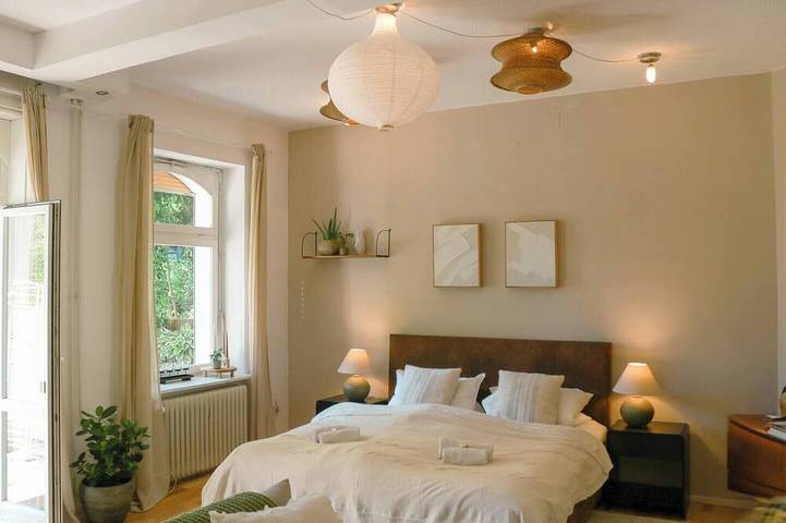Ferienwohnung für 2 Personen, mit Terrasse und Garten in Bergpark Wilhelmshöhe - 4
