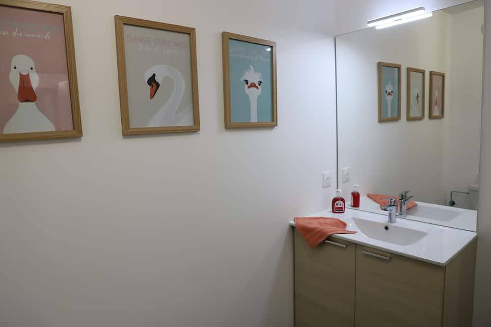 Apartamento entero, Appartement au Calme en rez de Jardin Dans Résidence Neuve in La Balme-de-Sillingy, Región de Annecy