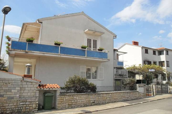 Vacation rental for 6 people, with terrace and yard in Istria