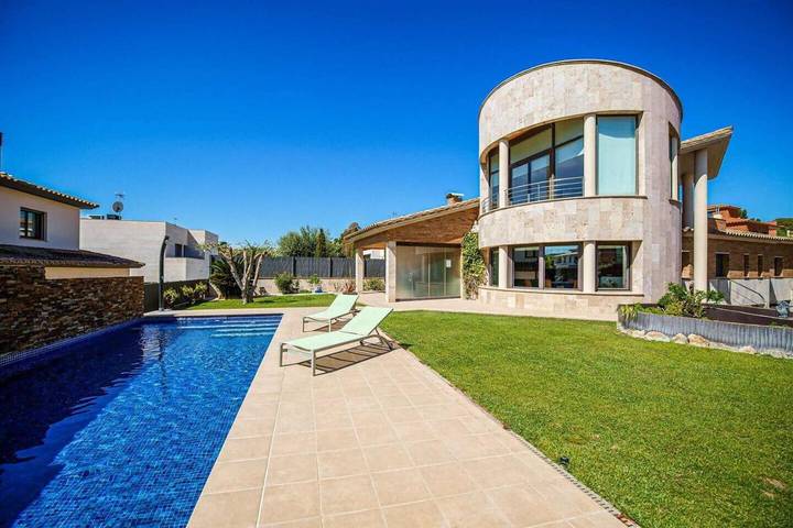 Casa rural para 8 personas, con piscina en Palamós