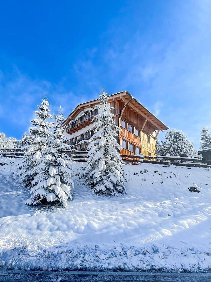 Ferienwohnung für 3 Personen, mit Ausblick und Garten in Corvara in Badia