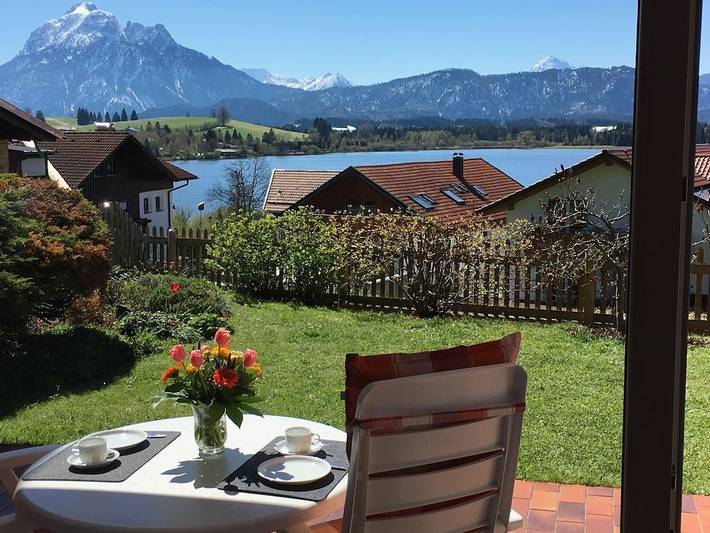 Chalet für 4 Personen, mit Terrasse am Forggensee