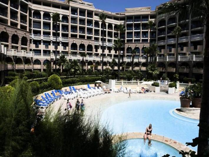 Gîte pour 4 personnes, avec piscine, adapté aux familles dans Cannes La Bocca - 3