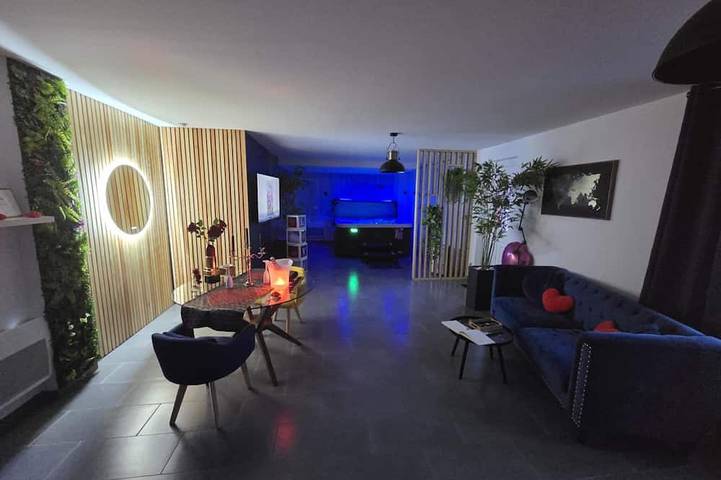Ferienwohnung für 2 Personen, mit Whirlpool in Calais