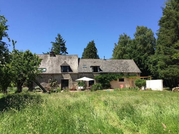 Chambre d’hôte pour 2 personnes, avec jardin et terrasse à Paimpont