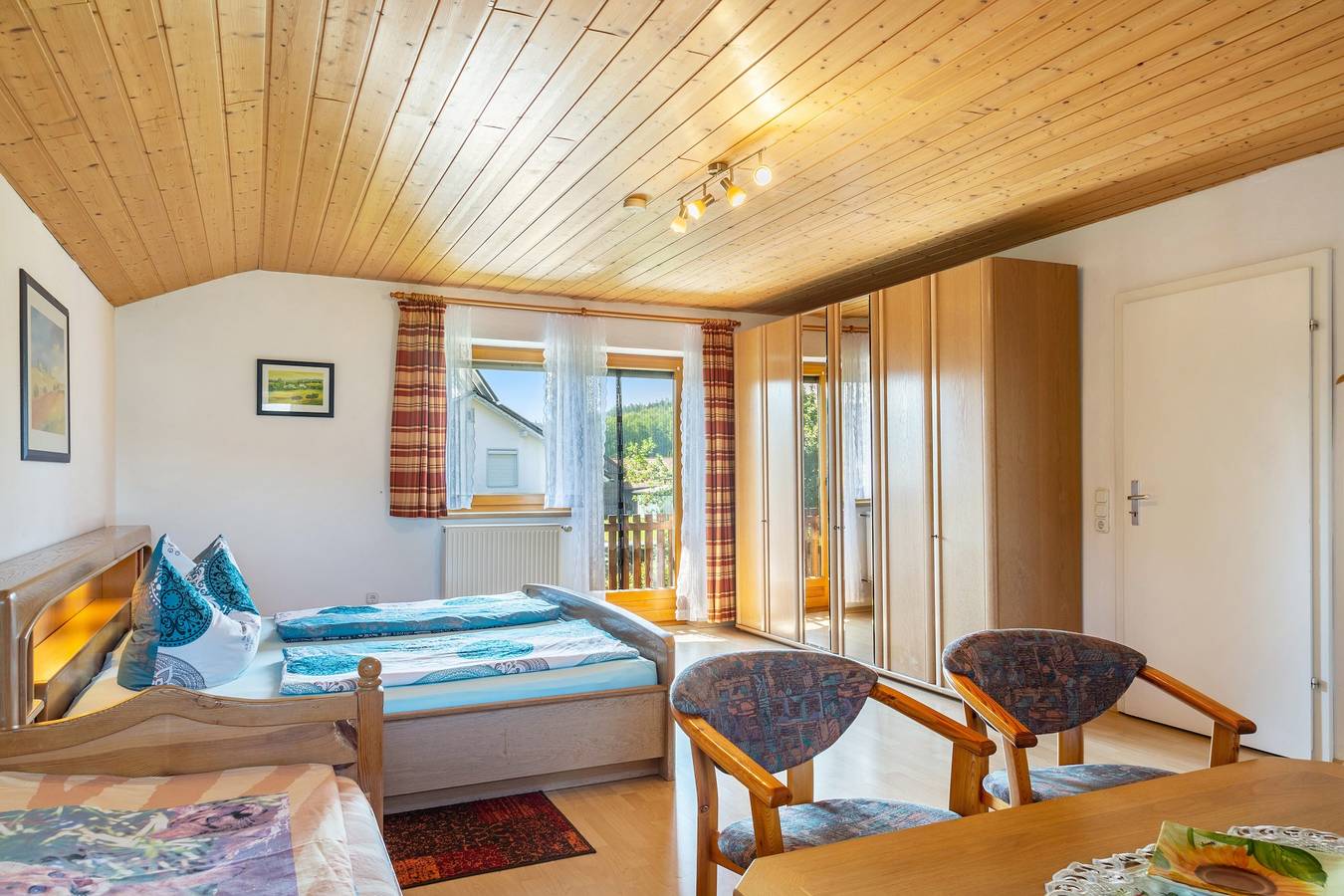 Ganze Wohnung, Ferienwohnung 1 mit Gemeinschaftsgarten, Balkon und Wlan in Spiegelau, Ostbayern