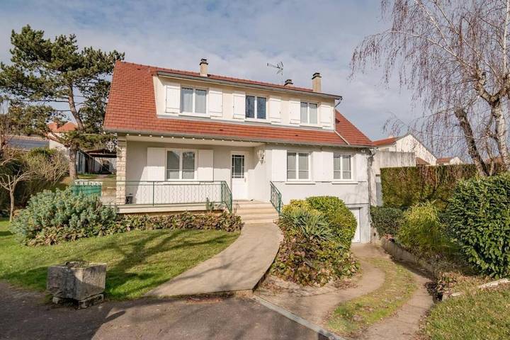 Ferienhaus für 8 Personen, mit Garten und Terrasse - 1