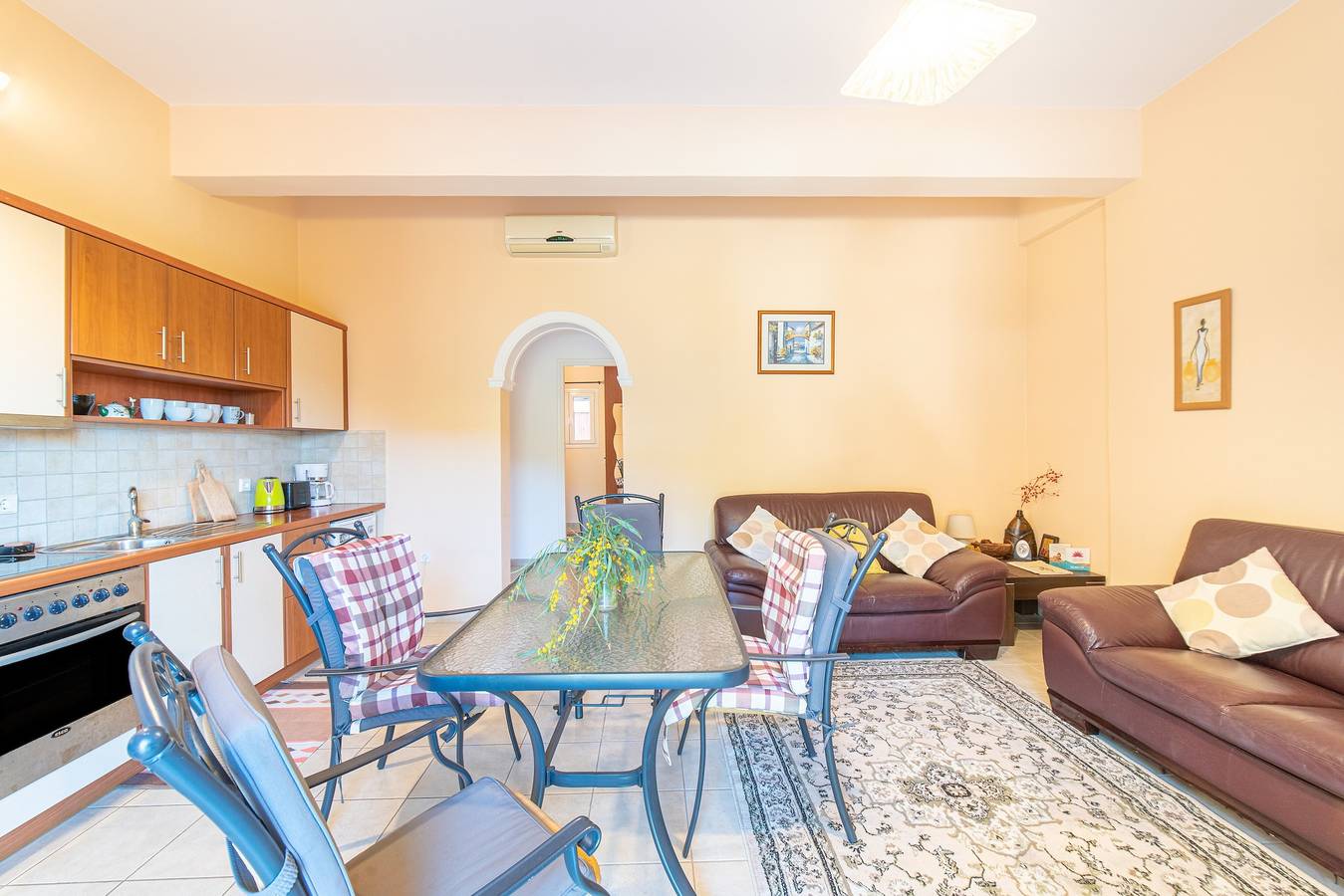 Holiday Home 'Villa Marina' with Private Terrace, Wi-Fi and Air Conditioning in Μπαρμπάτι, Κέρκυρα