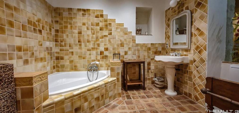 Gîte pour 2 personnes, avec piscine et jardin ainsi que vue et terrasse à Aubais - 2