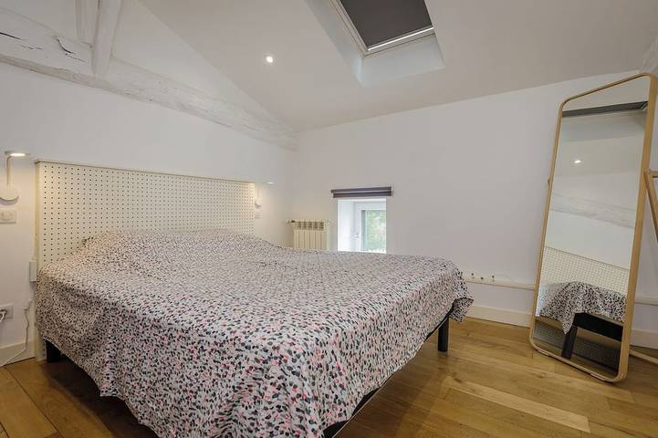 Location de vacances pour 8 personnes, avec terrasse et jardin dans Montpouillan - 4