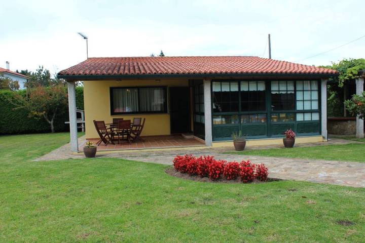 Location de vacances pour 9 personnes, avec vue et jardin, animaux acceptés à Noia - 3