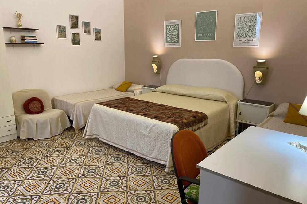 The House of Flowers, in the heart of the Gulf of Macari 2.5 km from the sea. in Castelluzzo, San Vito Lo Capo