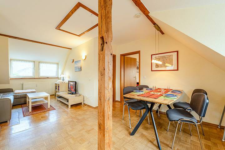 Ganze Ferienwohnung, Fewo Alt Glowe-Dachgeschoß in Glowe, Rügen