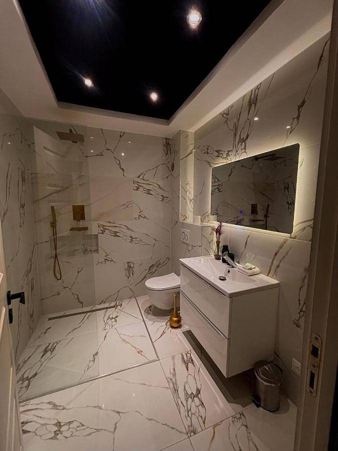 Gîte pour 5 personnes, avec vue et terrasse à Frontenex