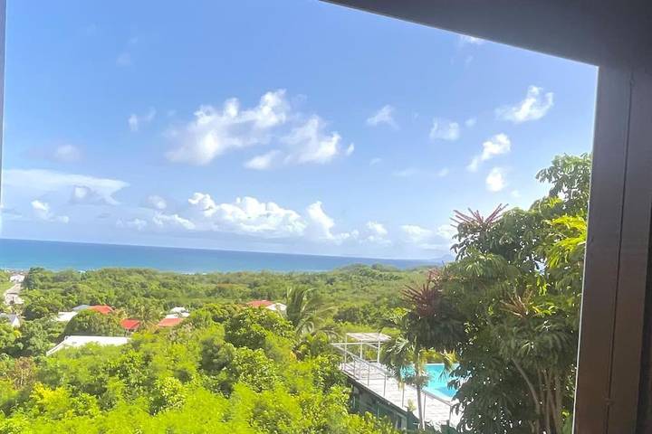 Gîte pour 7 personnes, avec terrasse et vue dans Plage de Saint-Félix