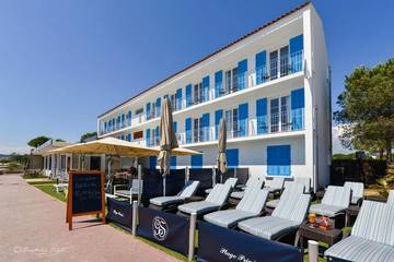 Hôtel pour 2 personnes, avec vue et balcon dans Plage des Sablettes